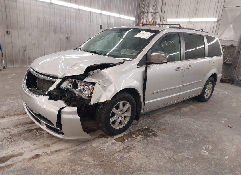 Photo 2 of 2012 Chrysler Town & COUNTRY TOURING-L (VIN 2C4RC1CG3CR156394)