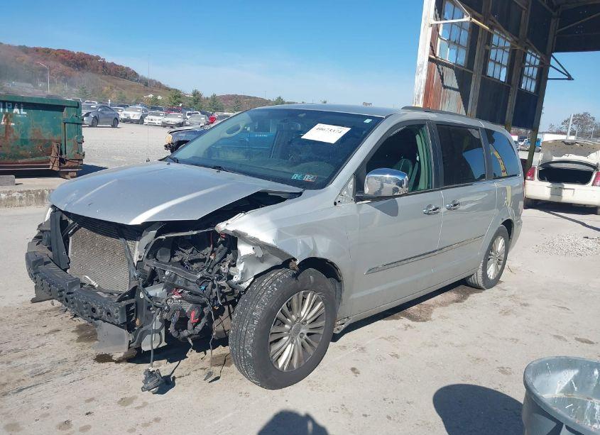 Photo 2 of 2012 Chrysler Town & COUNTRY TOURING-L (VIN 2C4RC1CG3CR227951)