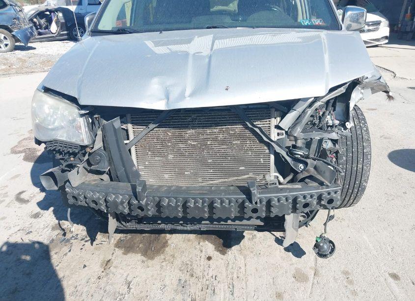 Photo 6 of 2012 Chrysler Town & COUNTRY TOURING-L (VIN 2C4RC1CG3CR227951)