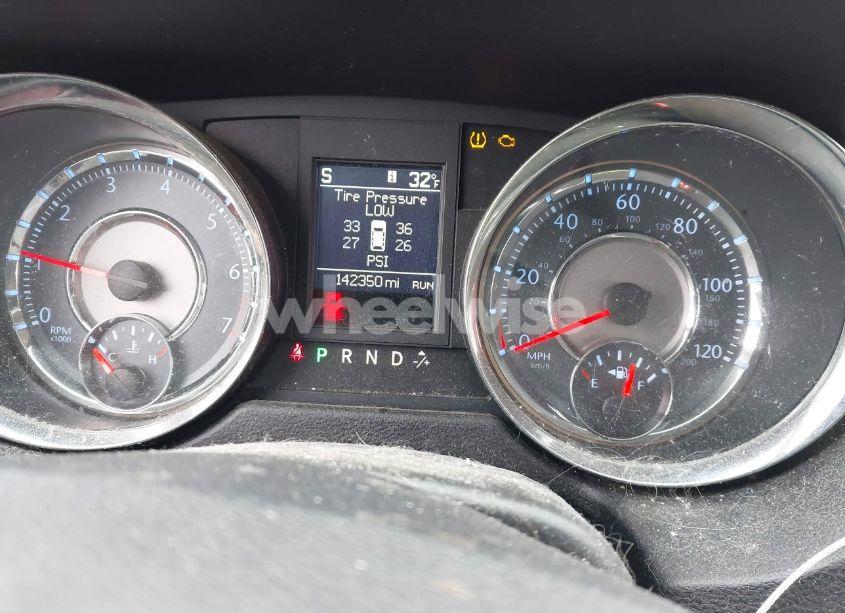 Photo 7 of 2012 Chrysler Town & COUNTRY TOURING-L (VIN 2C4RC1CG3CR228162)