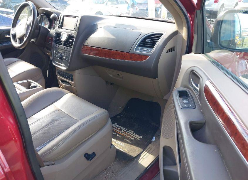 Photo 5 of 2012 Chrysler Town & COUNTRY TOURING-L (VIN 2C4RC1CG3CR229599)