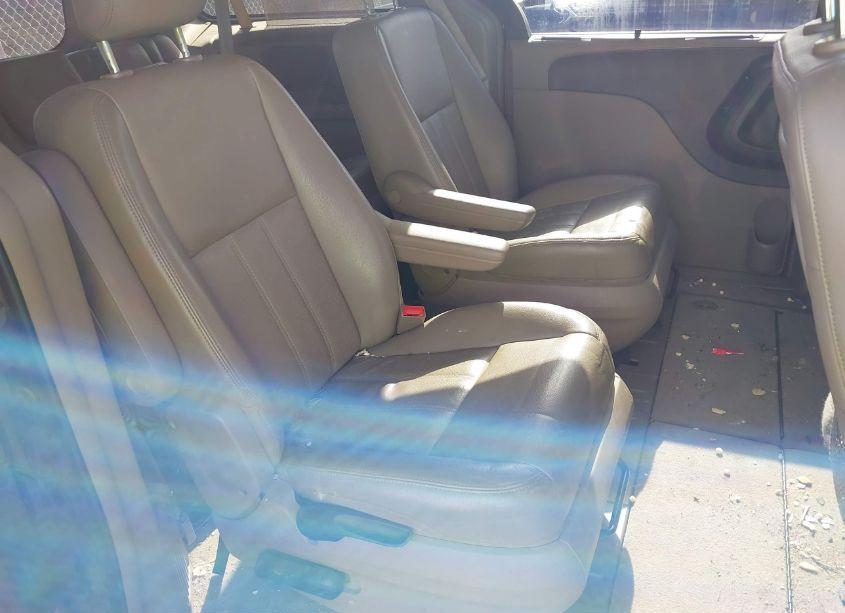 Photo 8 of 2012 Chrysler Town & COUNTRY TOURING-L (VIN 2C4RC1CG3CR229599)