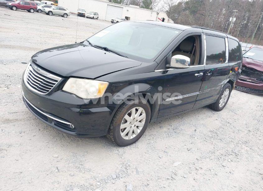 Photo 2 of 2012 Chrysler Town & COUNTRY TOURING-L (VIN 2C4RC1CG3CR383911)