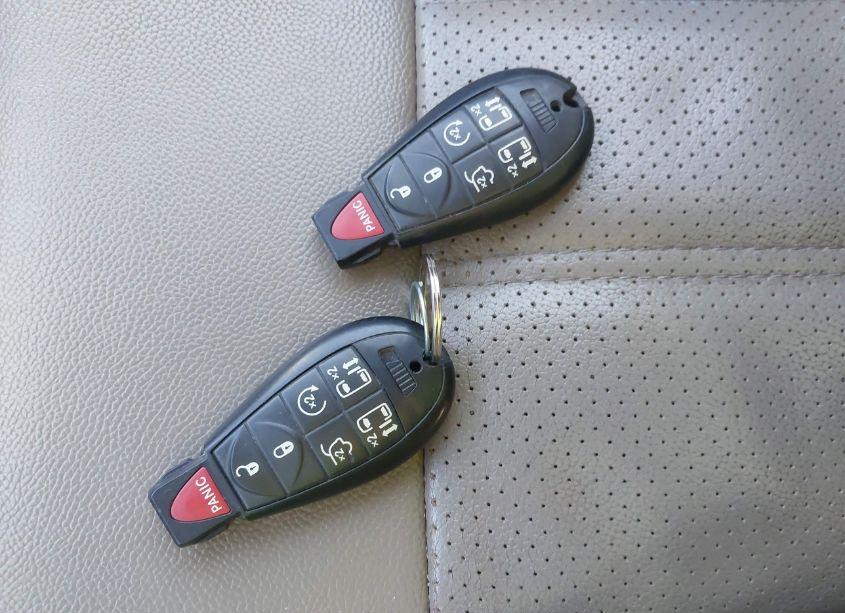 Photo 11 of 2012 Chrysler Town & COUNTRY TOURING-L (VIN 2C4RC1CG3CR411111)