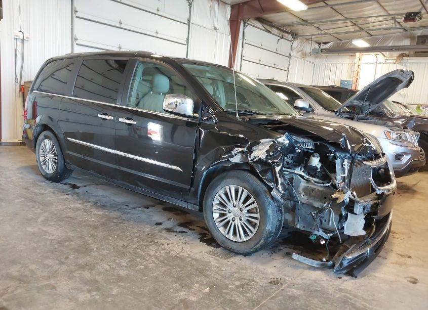 2013 Chrysler Town & COUNTRY TOURING-L (VIN 2C4RC1CG3DR565254) main photo