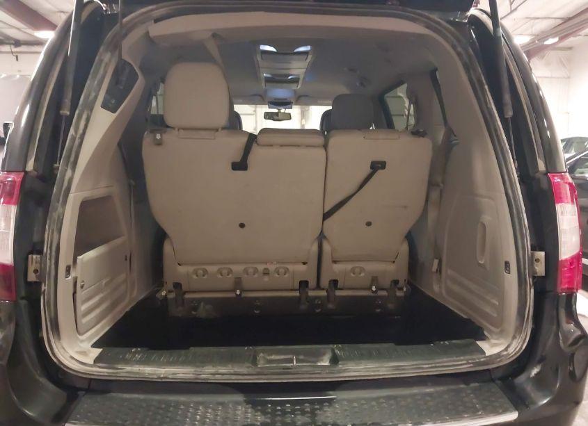 Photo 19 of 2013 Chrysler Town & COUNTRY TOURING-L (VIN 2C4RC1CG3DR565254)