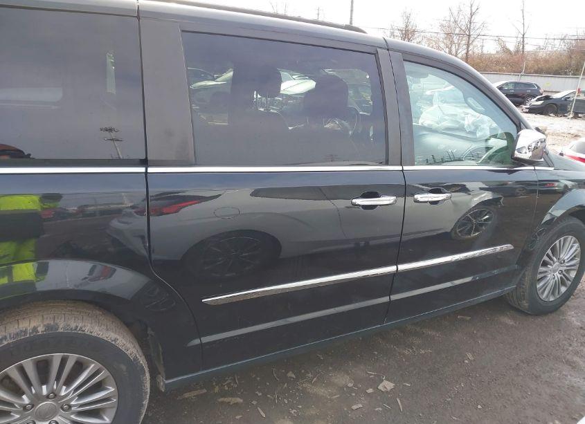 Photo 13 of 2013 Chrysler Town & COUNTRY TOURING-L (VIN 2C4RC1CG3DR572513)