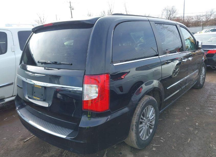 Photo 4 of 2013 Chrysler Town & COUNTRY TOURING-L (VIN 2C4RC1CG3DR572513)
