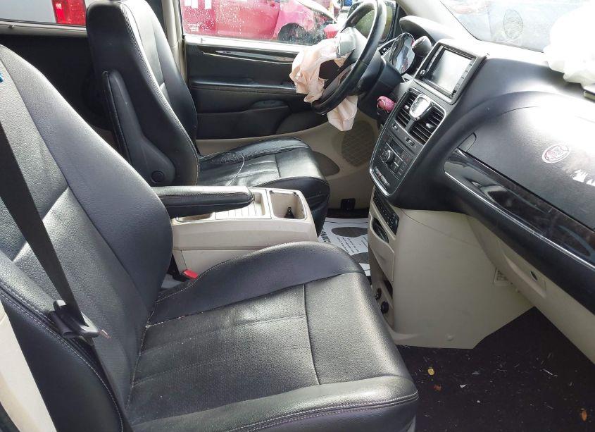 Photo 5 of 2013 Chrysler Town & COUNTRY TOURING-L (VIN 2C4RC1CG3DR572513)