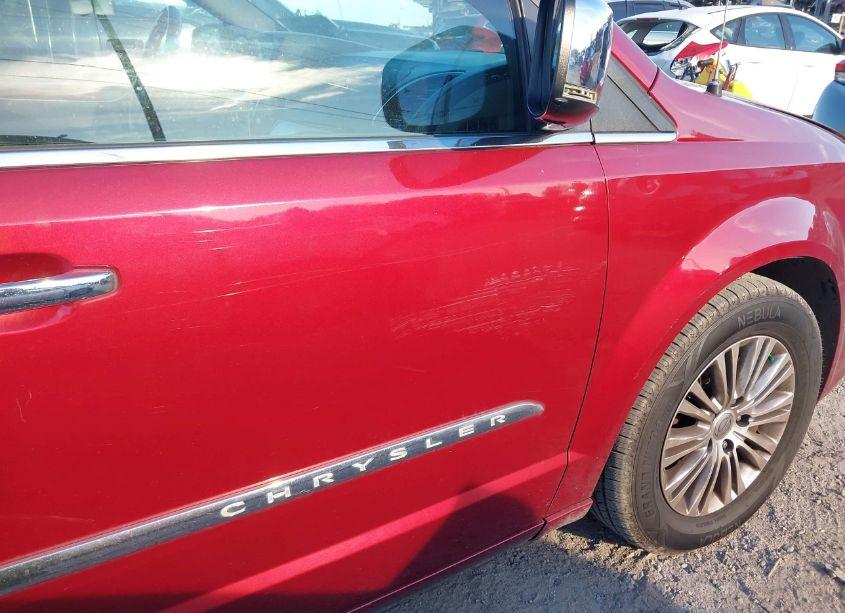 Photo 12 of 2013 Chrysler Town & COUNTRY TOURING-L (VIN 2C4RC1CG3DR662986)