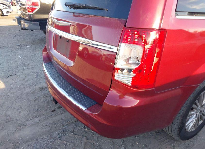 Photo 13 of 2013 Chrysler Town & COUNTRY TOURING-L (VIN 2C4RC1CG3DR662986)