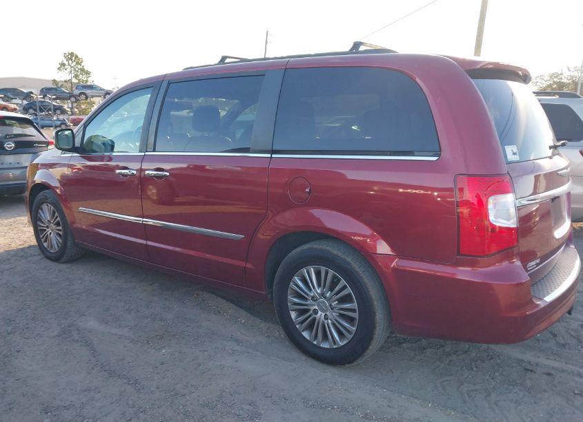 Photo 3 of 2013 Chrysler Town & COUNTRY TOURING-L (VIN 2C4RC1CG3DR662986)
