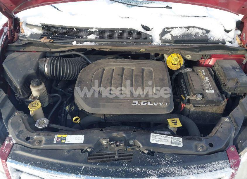 Photo 10 of 2014 Chrysler Town & COUNTRY TOURING-L (VIN 2C4RC1CG3ER198552)