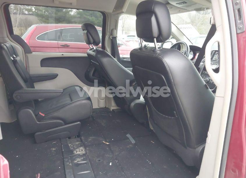 Photo 8 of 2014 Chrysler Town & COUNTRY TOURING-L (VIN 2C4RC1CG3ER367274)