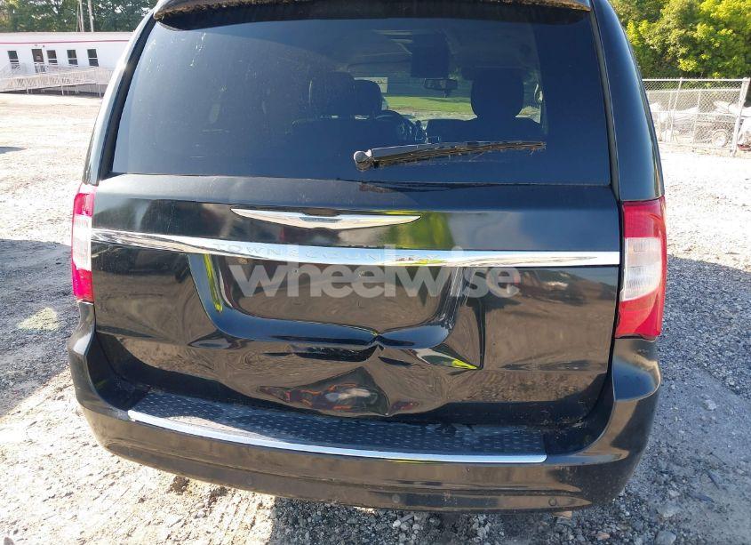 Photo 6 of 2015 Chrysler Town & COUNTRY TOURING-L (VIN 2C4RC1CG3FR506868)