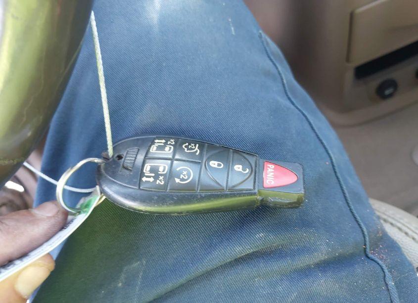 Photo 11 of 2015 Chrysler Town & COUNTRY TOURING-L (VIN 2C4RC1CG3FR525369)