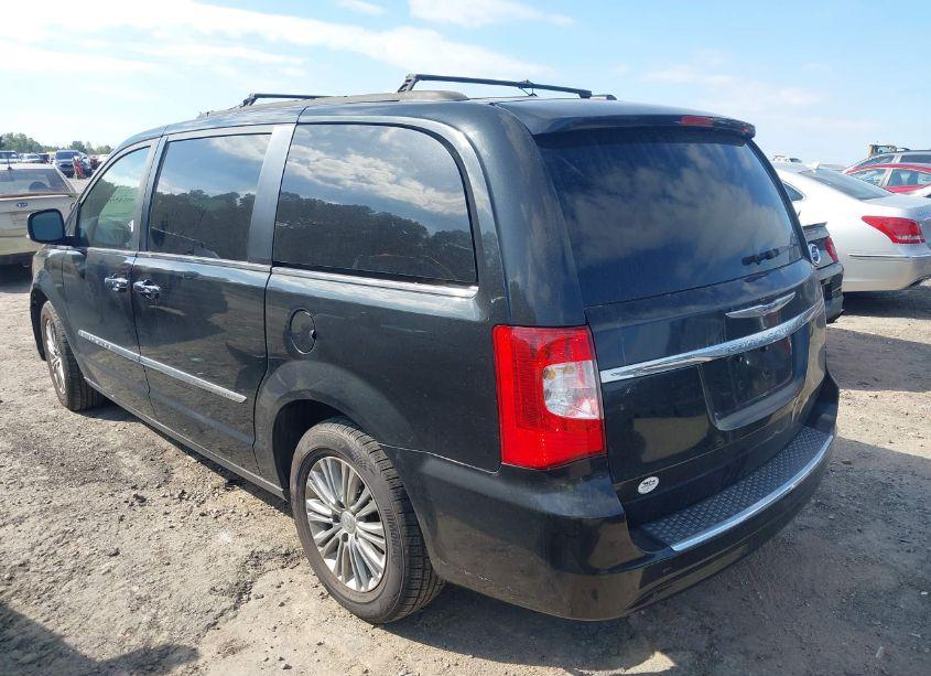 Photo 3 of 2015 Chrysler Town & COUNTRY TOURING-L (VIN 2C4RC1CG3FR525369)