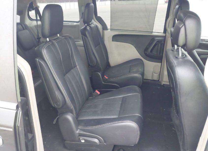 Photo 8 of 2015 Chrysler Town & COUNTRY TOURING-L (VIN 2C4RC1CG3FR540017)