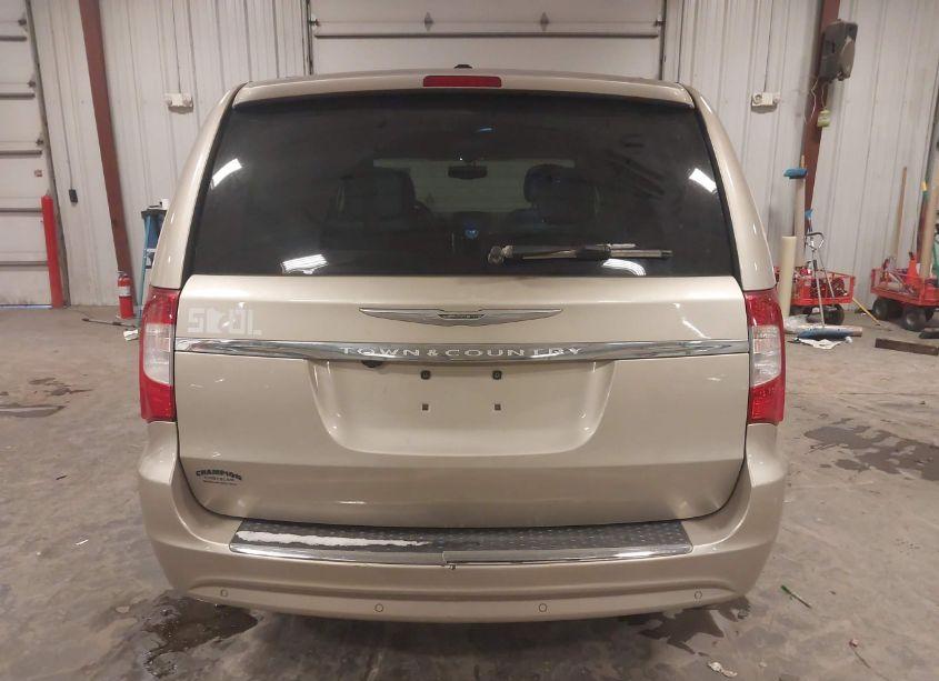 Photo 16 of 2015 Chrysler Town & COUNTRY TOURING-L (VIN 2C4RC1CG3FR553902)