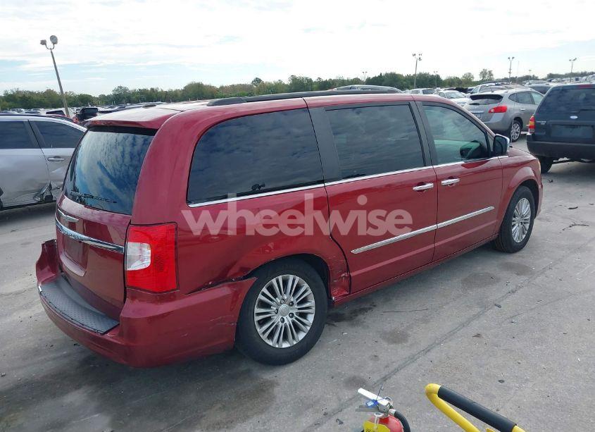 Photo 4 of 2015 Chrysler Town & COUNTRY TOURING-L (VIN 2C4RC1CG3FR573213)