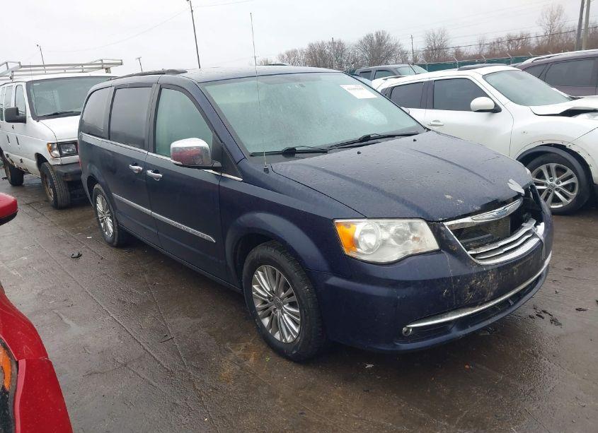 2015 Chrysler Town & COUNTRY TOURING-L (VIN 2C4RC1CG3FR590674) main photo