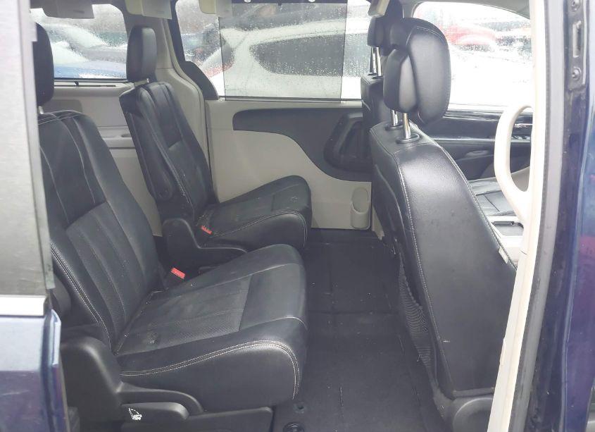Photo 8 of 2015 Chrysler Town & COUNTRY TOURING-L (VIN 2C4RC1CG3FR590674)