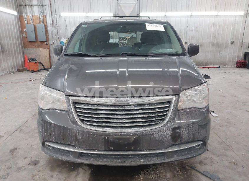 Photo 12 of 2016 Chrysler Town & COUNTRY TOURING-L (VIN 2C4RC1CG3GR302329)