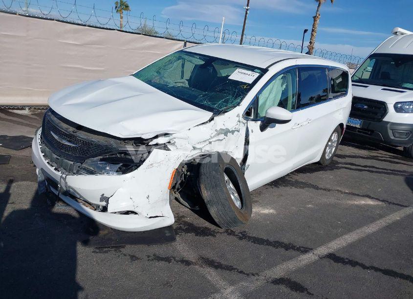 Photo 2 of 2022 Chrysler Voyager LX (VIN 2C4RC1CG3NR160139)