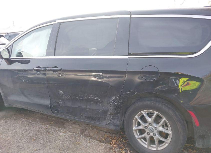 Photo 14 of 2023 Chrysler Voyager LX (VIN 2C4RC1CG3PR606406)