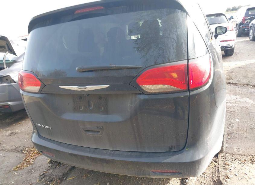 Photo 16 of 2023 Chrysler Voyager LX (VIN 2C4RC1CG3PR606406)