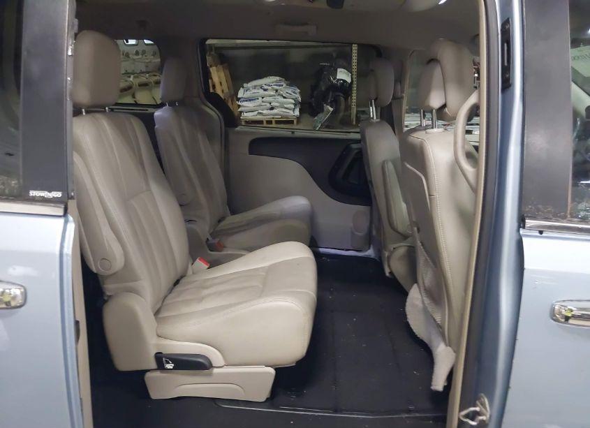 Photo 8 of 2012 Chrysler Town & COUNTRY TOURING-L (VIN 2C4RC1CG4CR303239)