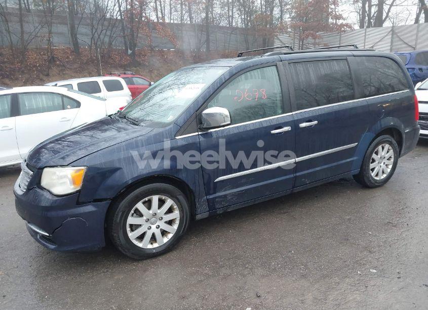 Photo 2 of 2012 Chrysler Town & COUNTRY TOURING-L (VIN 2C4RC1CG4CR413160)