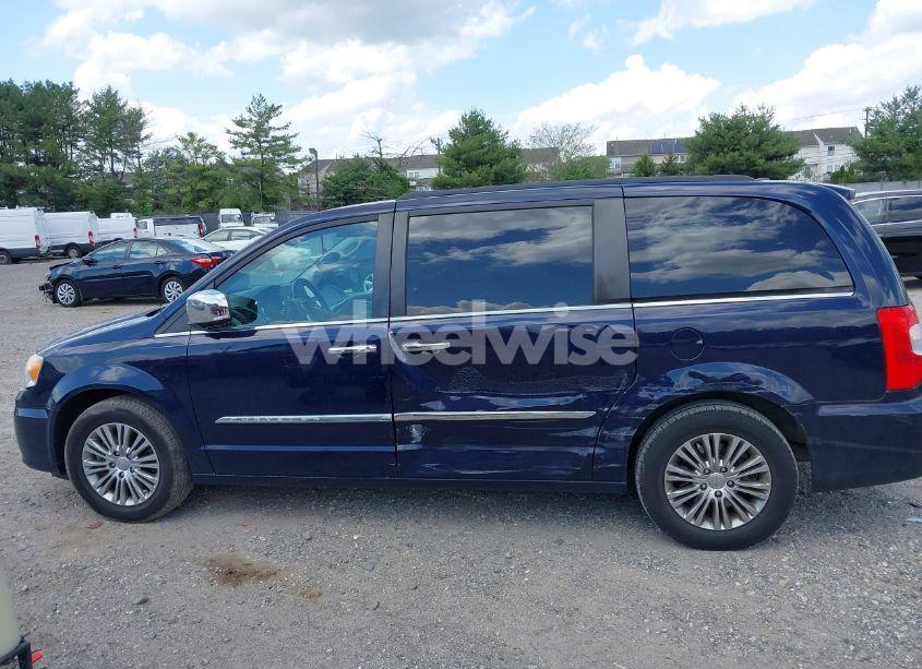 Photo 14 of 2013 Chrysler Town & COUNTRY TOURING-L (VIN 2C4RC1CG4DR531534)