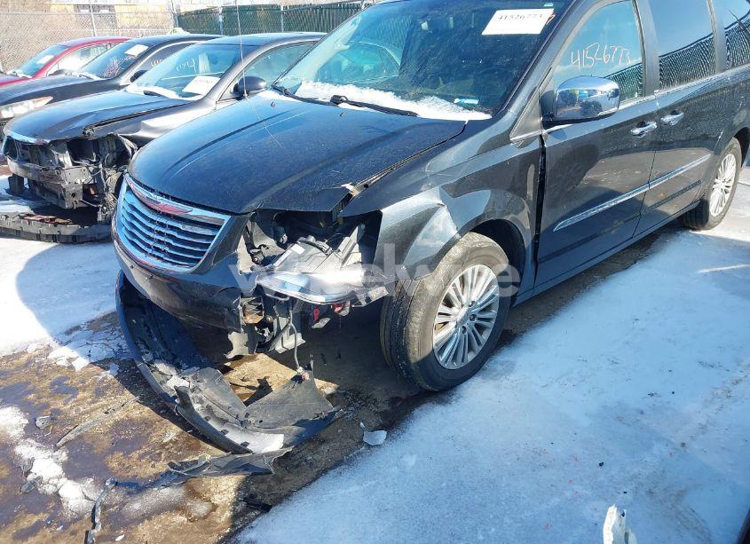 Photo 6 of 2013 Chrysler Town & COUNTRY TOURING-L (VIN 2C4RC1CG4DR595833)