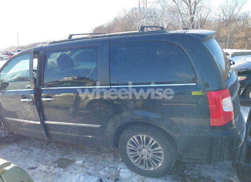 Photo 14 of 2013 Chrysler Town & COUNTRY TOURING-L (VIN 2C4RC1CG4DR745794)