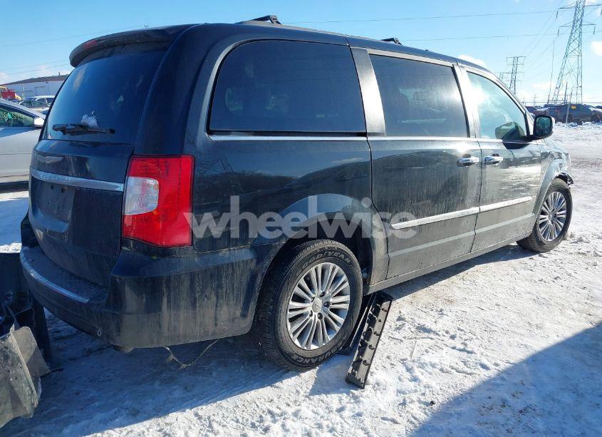 Photo 4 of 2013 Chrysler Town & COUNTRY TOURING-L (VIN 2C4RC1CG4DR745794)