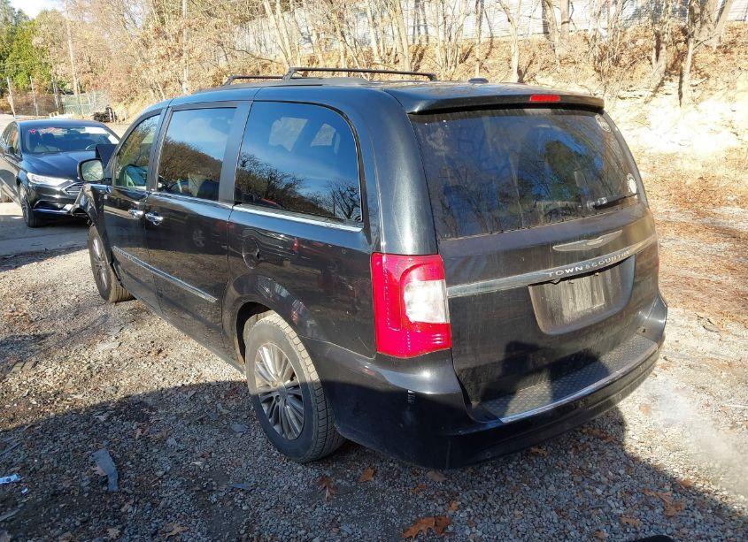 Photo 3 of 2014 Chrysler Town & COUNTRY TOURING-L (VIN 2C4RC1CG4ER164829)