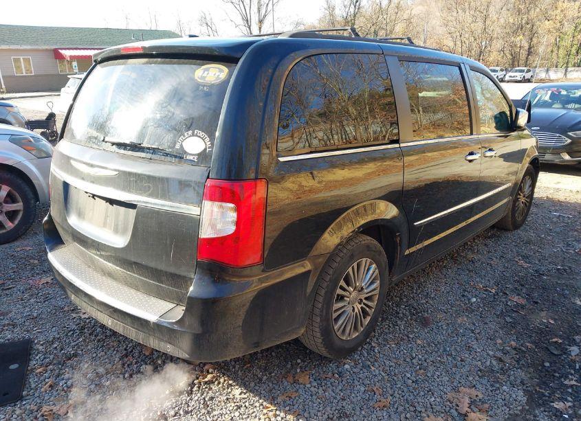 Photo 4 of 2014 Chrysler Town & COUNTRY TOURING-L (VIN 2C4RC1CG4ER164829)