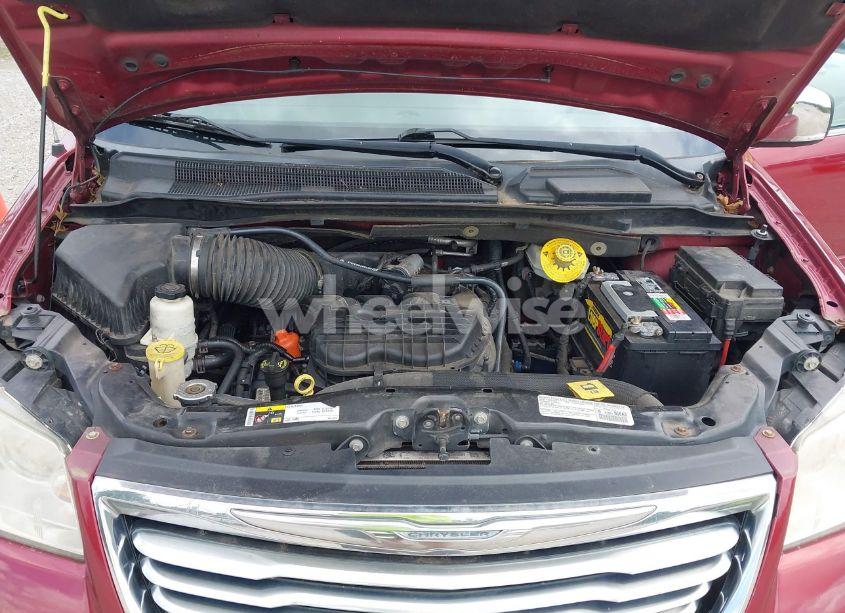 Photo 10 of 2014 Chrysler Town & COUNTRY TOURING-L (VIN 2C4RC1CG4ER168847)