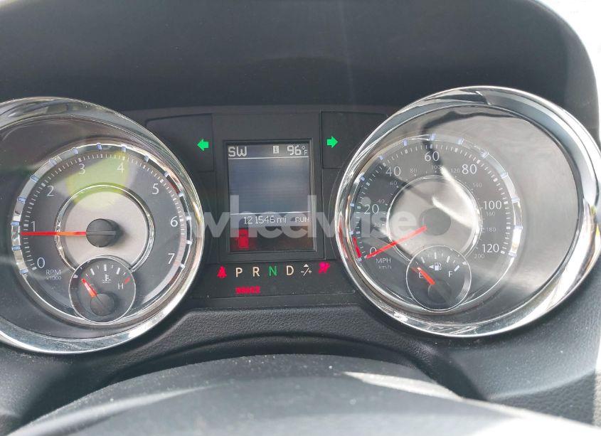 Photo 7 of 2014 Chrysler Town & COUNTRY TOURING-L (VIN 2C4RC1CG4ER377148)