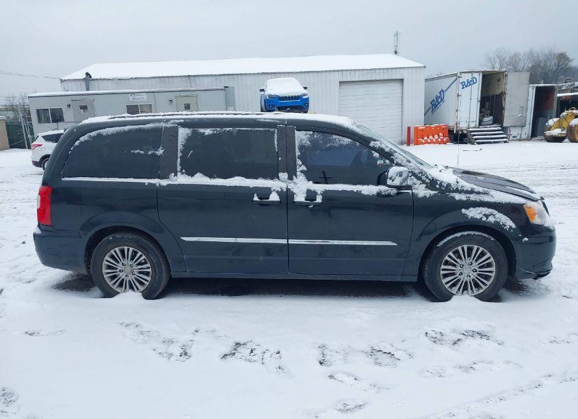 Photo 13 of 2014 Chrysler Town & COUNTRY TOURING-L (VIN 2C4RC1CG4ER408592)