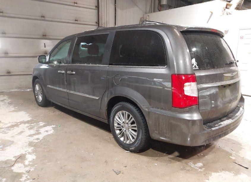 Photo 3 of 2015 Chrysler Town & COUNTRY TOURING-L (VIN 2C4RC1CG4FR513814)