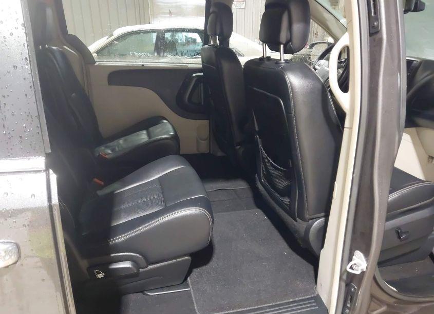 Photo 8 of 2015 Chrysler Town & COUNTRY TOURING-L (VIN 2C4RC1CG4FR513814)