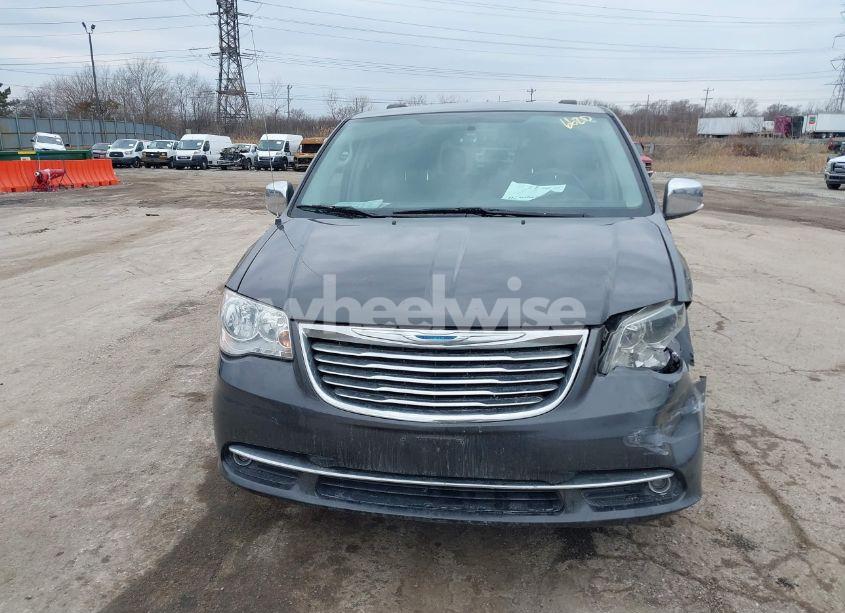 Photo 12 of 2015 Chrysler Town & COUNTRY TOURING-L (VIN 2C4RC1CG4FR525588)