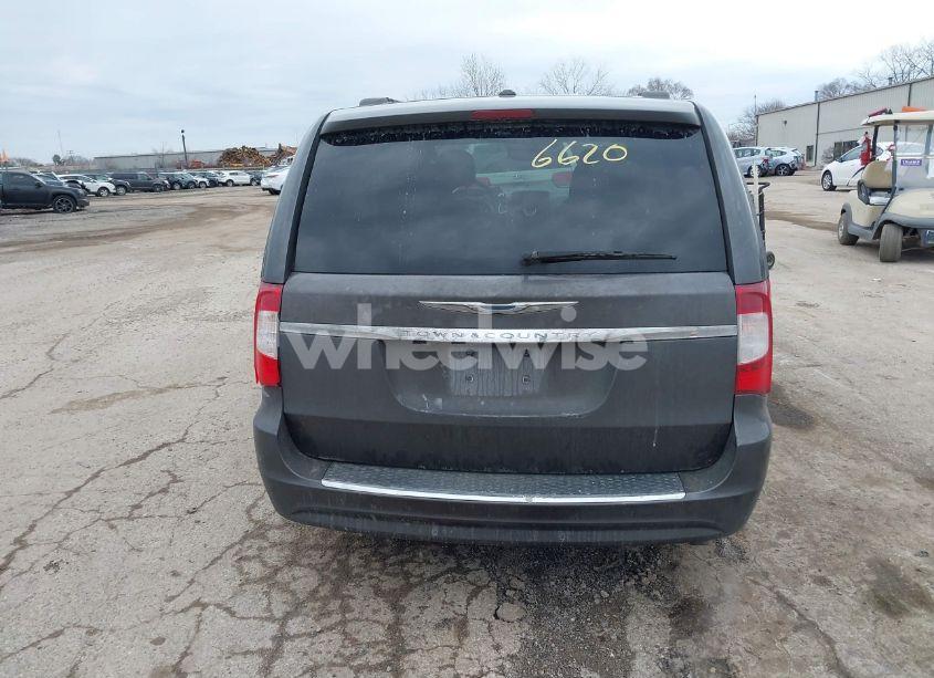 Photo 16 of 2015 Chrysler Town & COUNTRY TOURING-L (VIN 2C4RC1CG4FR525588)