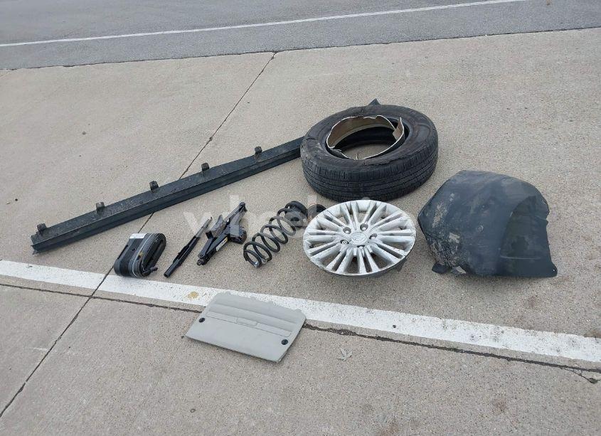 Photo 12 of 2015 Chrysler Town & COUNTRY TOURING-L (VIN 2C4RC1CG4FR675247)