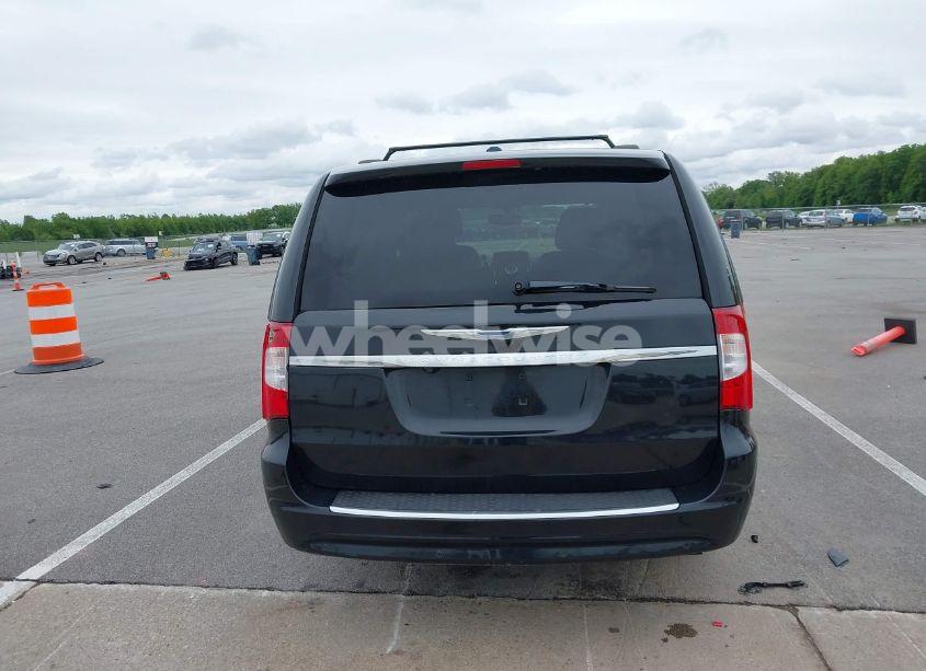Photo 17 of 2015 Chrysler Town & COUNTRY TOURING-L (VIN 2C4RC1CG4FR675247)