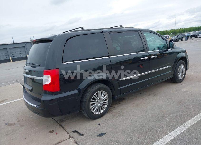Photo 4 of 2015 Chrysler Town & COUNTRY TOURING-L (VIN 2C4RC1CG4FR675247)