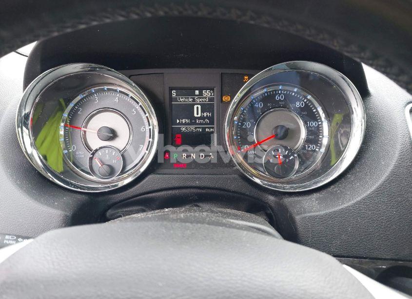 Photo 7 of 2015 Chrysler Town & COUNTRY TOURING-L (VIN 2C4RC1CG4FR675247)