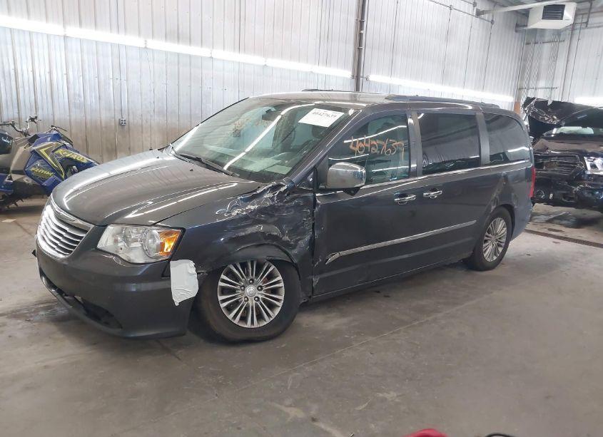 Photo 2 of 2016 Chrysler Town & COUNTRY TOURING-L ANNIVERSARY EDITION (VIN 2C4RC1CG4GR121840)